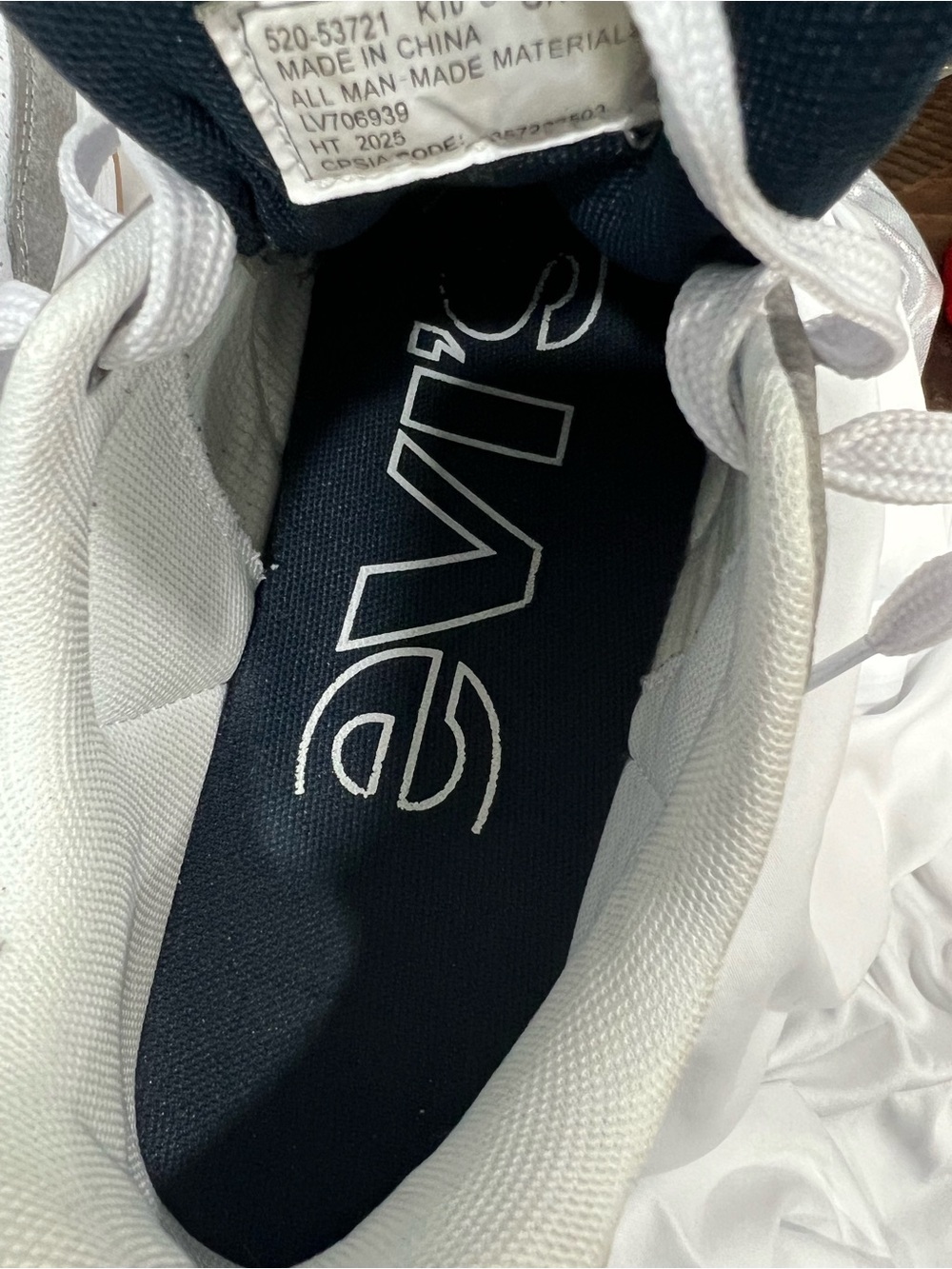 Levi's Footwear / Sneaker Drive Lo KIDS Size 6M 520-53721 - Picture 16 of 16